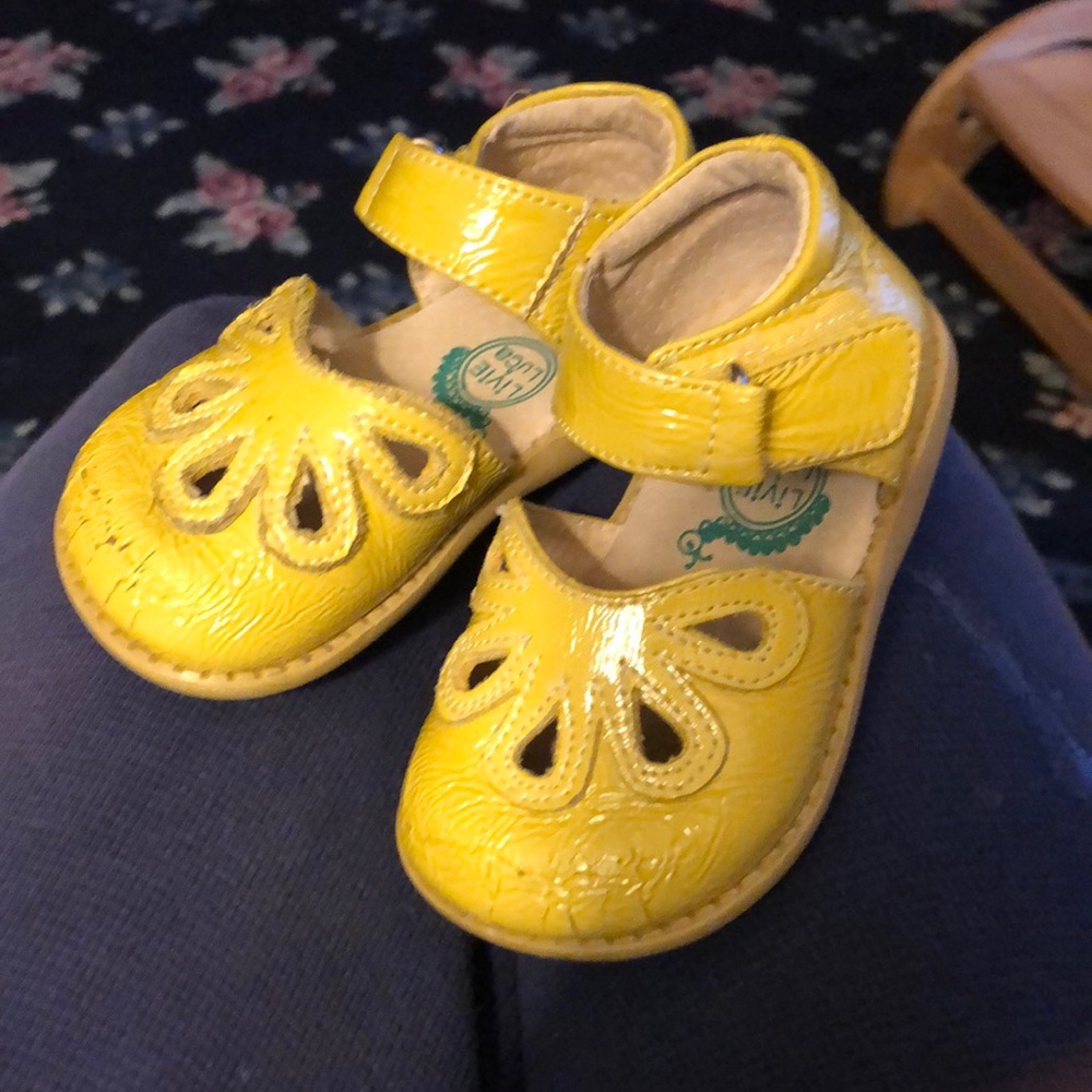 Yellow Live & Luca petal shoes shiny